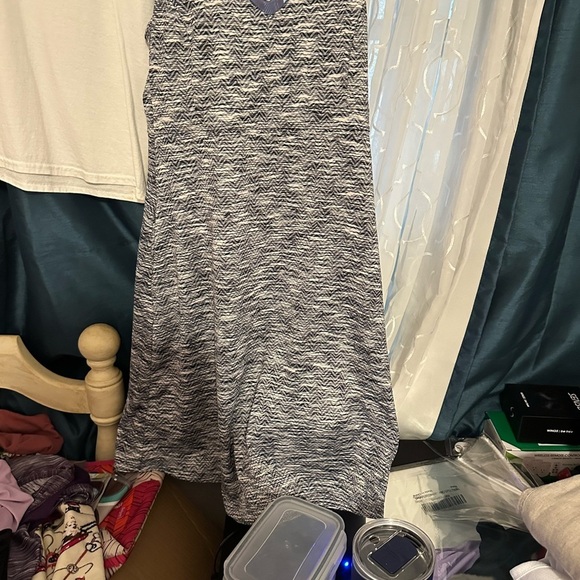 MPG Dresses & Skirts - MPG Monochrome Zigzag Fabric Athletic Dress